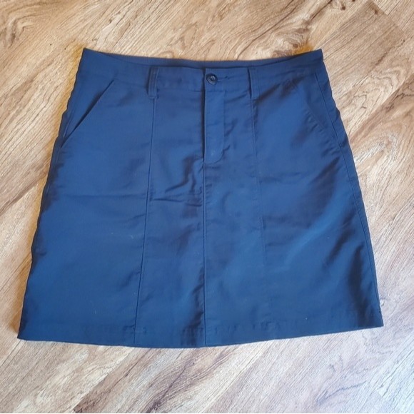 Women's Size 6 Black Patagonia Skort - Picture 7 of 13